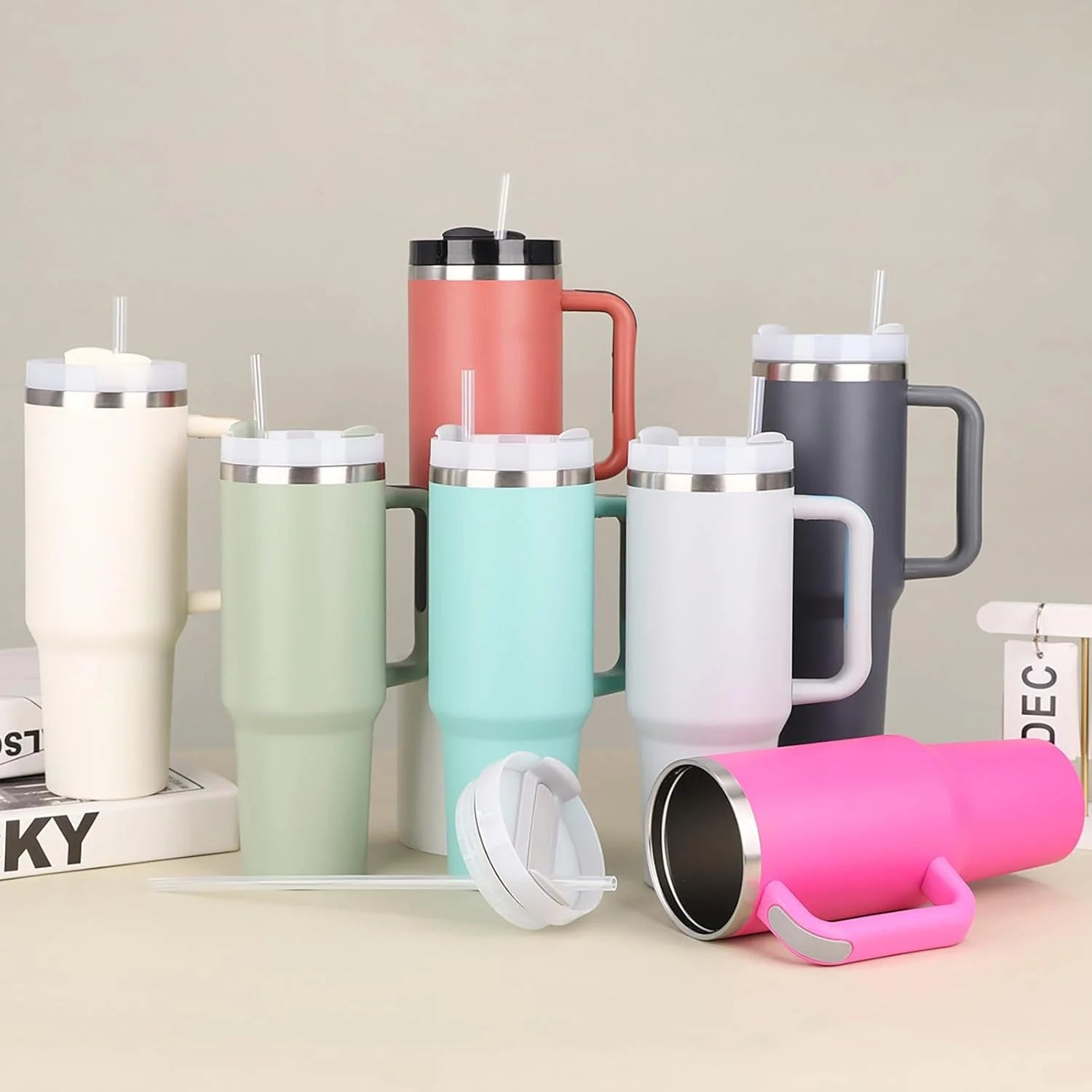 THE QUENCHER H2.0 FLOWSTATE™ TUMBLER | 40 OZ